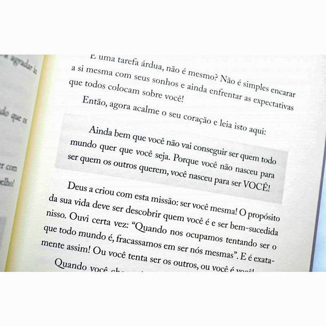 Livro Deixe-Me Apresentar Você - Talitha Pereira